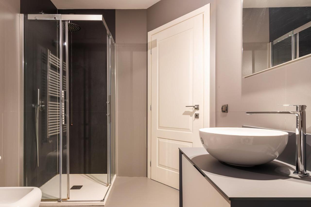 Easyhomes - Brera Luxury Suites Milánó Kültér fotó